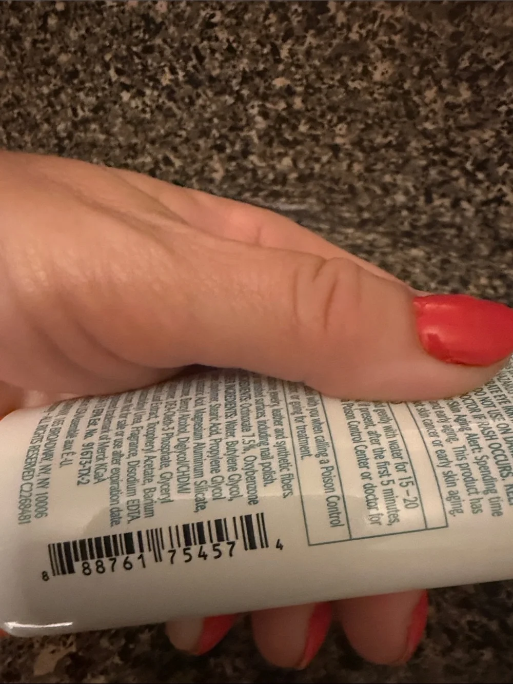 Avon combination sunscreen